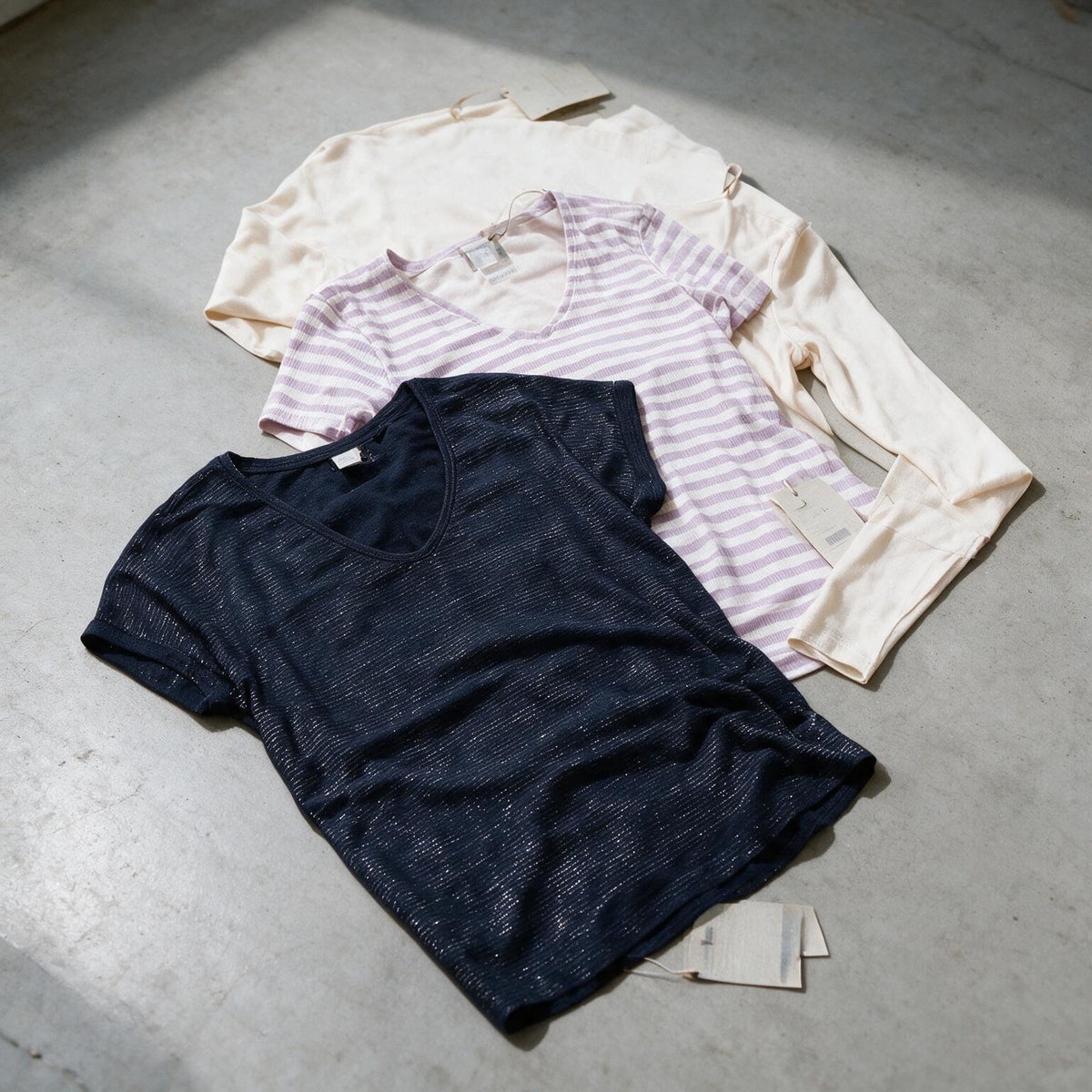 Tops & T-shirts Mix Pack · New with tags - photo 1